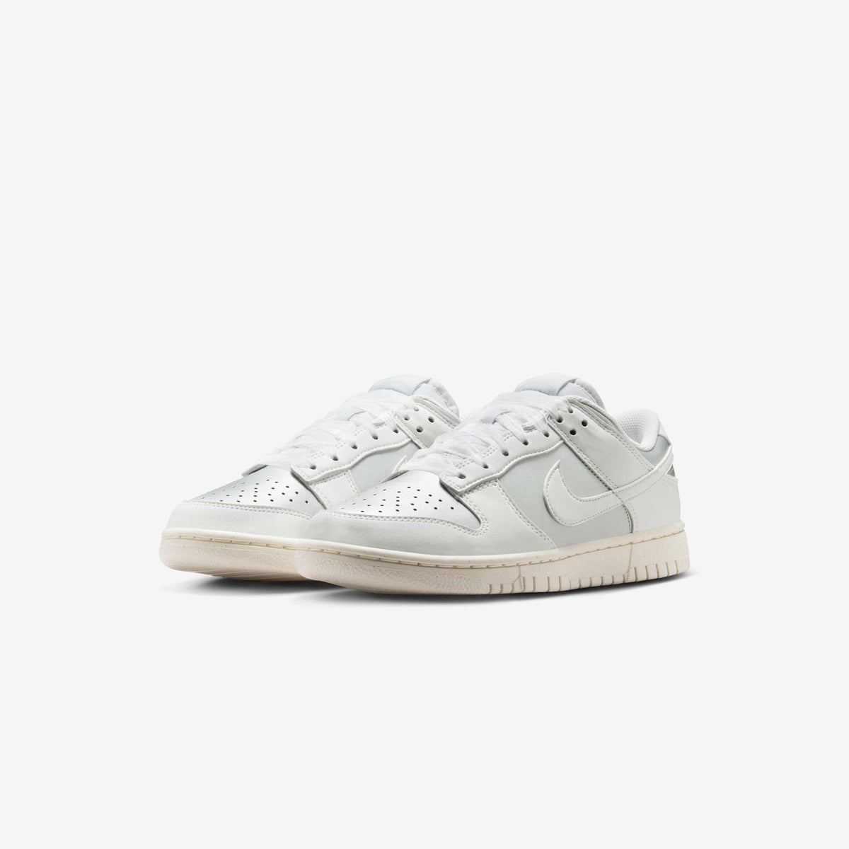 Women's Nike Dunk Low Next Nature 'Metallic Platinum'